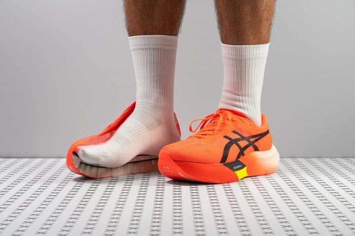 ASICS Metaspeed Sky+ Paris